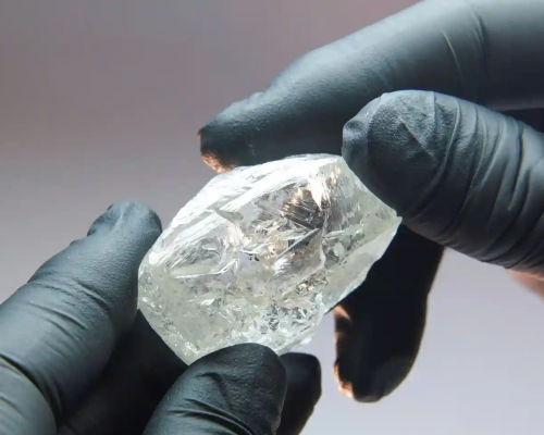钻石，真的收割了全球130年智商税？